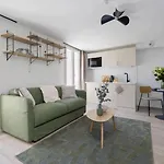 Lavie Maison : Spacious Studio Near Montmartre